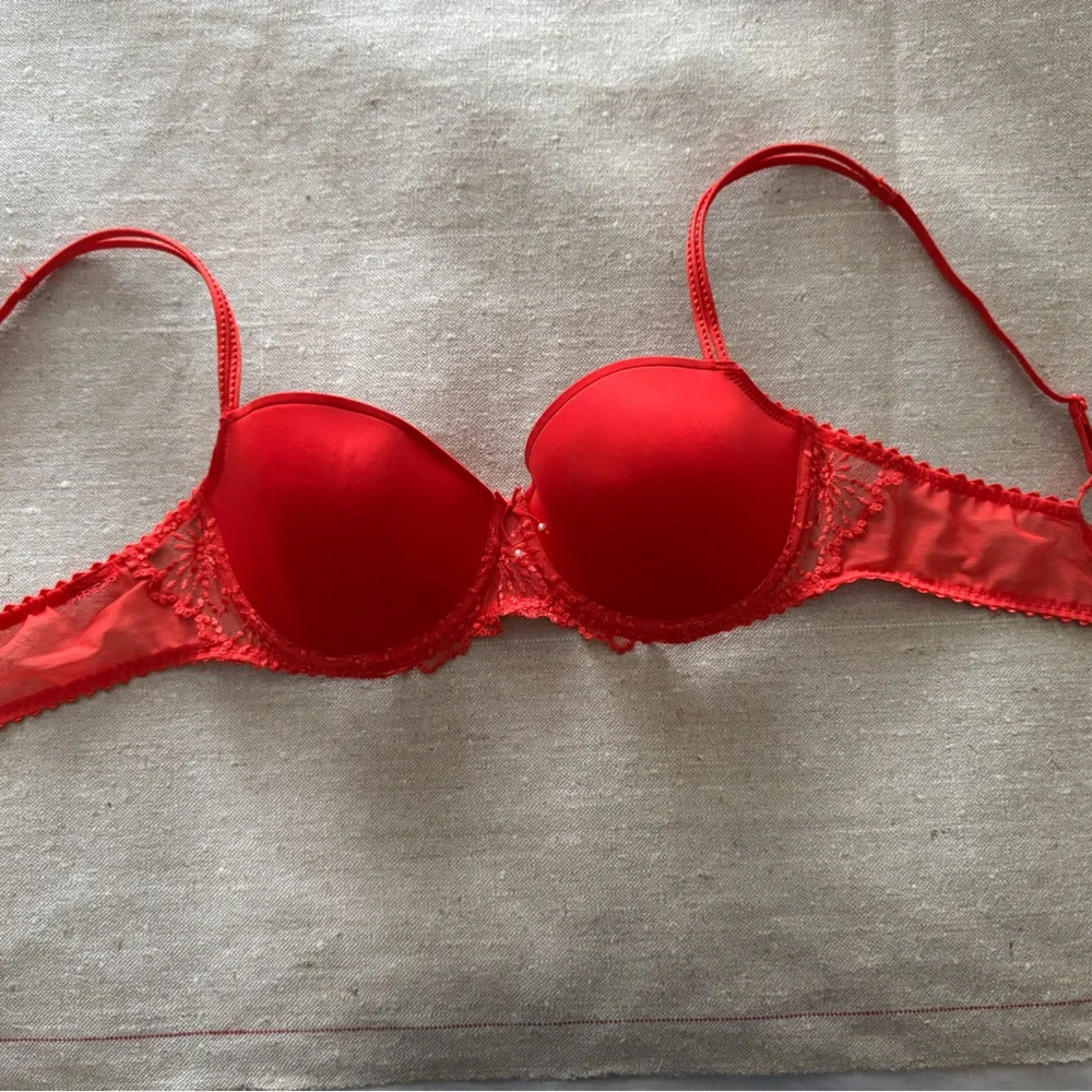 Marie Jo 38B. Like new